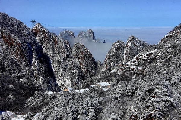 Huangshan Mountain after snowfall