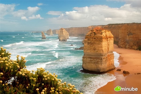 The Twelve Apostles, Australia