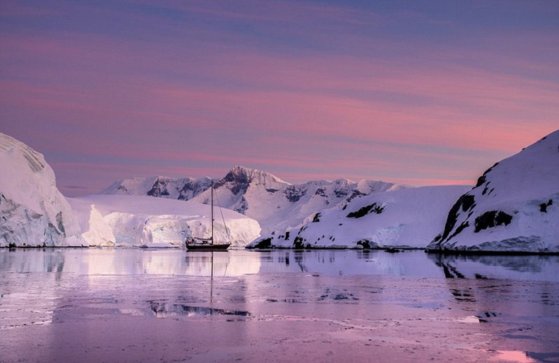 Stunning scenery of Antarctica